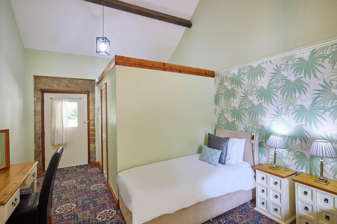 Host & Stay - The Arches Country House 솔트번바이더씨 외부 사진
