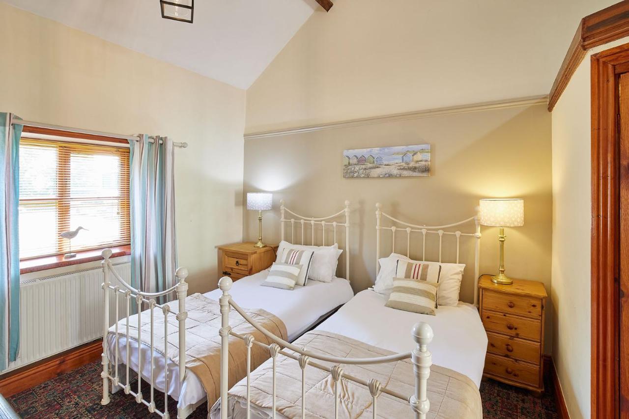 Host & Stay - The Arches Country House 솔트번바이더씨 외부 사진